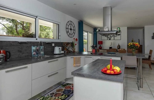 Mimizan-Plage Villa | Homerez - Contemporary villa in Mimizan