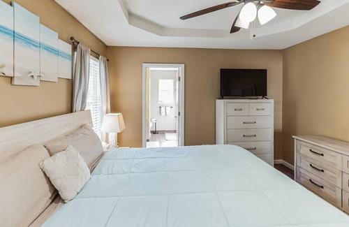 Ocean City Casa | NEW LISTING! Cozy Beachside Retreat with Backyard Oasis by RedAwning