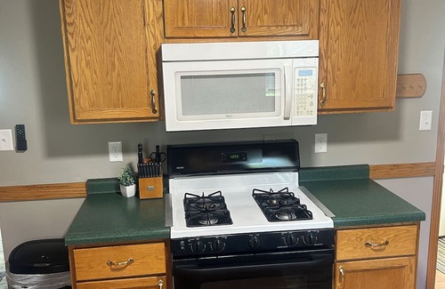 Waverly Casa | Waverly 3 Bed 2 Bath Homen