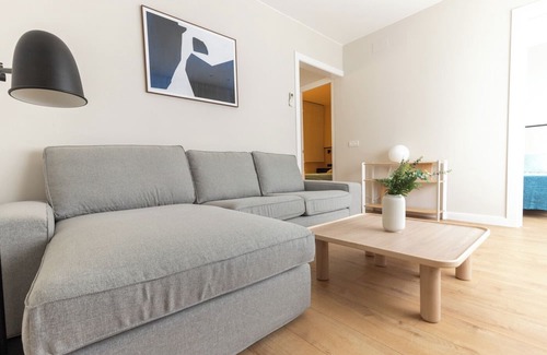 El Baix Guinardo Apartamento | Weflating SANT PAU - Cozy 4 BDR
