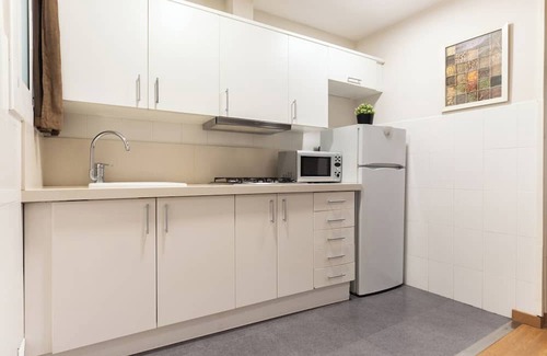 El Baix Guinardo Apartamento | Weflating SANT PAU - Comf 4 BDR