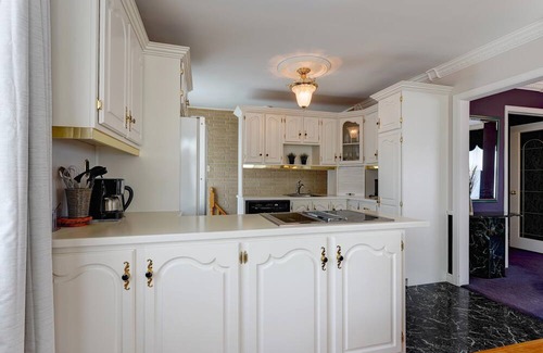 Laval-des-Rapides Casa | 4 Beds Entire House Free Wifi Two Parking