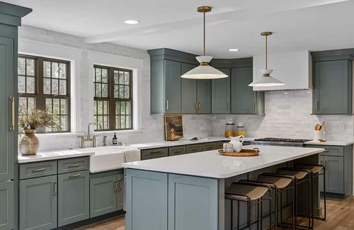 Forest Hills Casa | Charming 5-Bedroom Oasis in Nashville with AC & WiFi – Perfect for Groups!