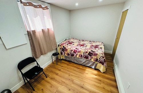 McMillan Casa | Cozy.brand new suite.near pool