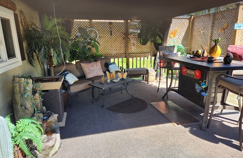 Lexington Cabaña | Lil peace of heaven ,enjoy a relaxing vacation, spacious yard and beach access