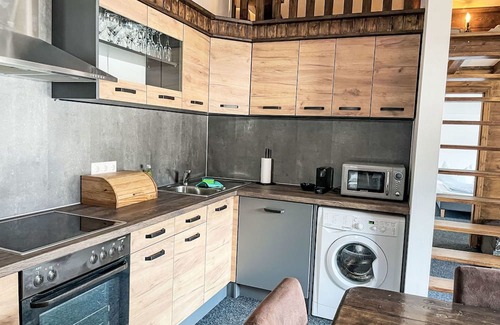 Steinberg am Rofan Apartamento | Cosy apartment for 20 guests with WIFI, patio, pets allowed and parking