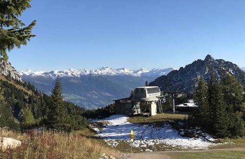 Steinberg am Rofan Apartamento | Lovely apartment for 4 guests with WIFI, patio, pets allowed and parking