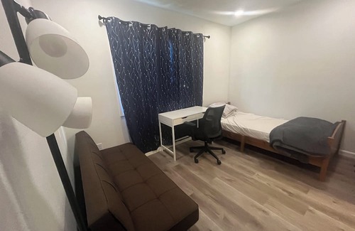East San Jose Apartamento | Chic 1-bedroom with AC and WiFi in awesome San Jose