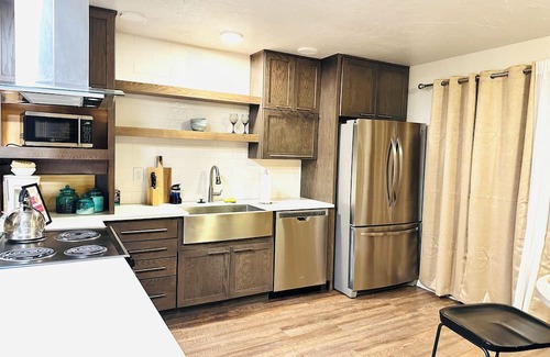 Pueblo Casa | S♥️C🔵 Vivienda- SouthernCO Home nCharming 3 bedroom home in amazing Pueblo