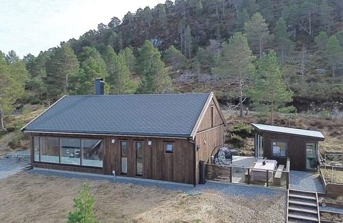 Aure Cabina | Koslig ny Hytte ved Havet