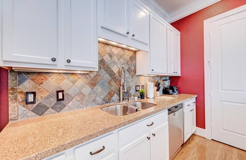 Greater Heights Apartamento | Enid House in Houston