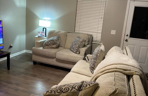 Burton Casa | Charming 4-bedroom With a Lagoon View in Beaufort with WiFi and AC