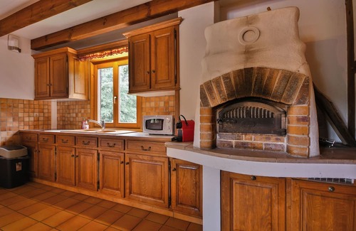 Lembach Casa | The Domaine du Pêcheur enamel. In the heart of the Northern Vosges, with private pond.