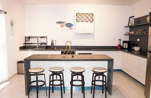 Sector Bahía Casa | ¡Acogedora casa (2R/1.5B) en San Carlos, Sonora!