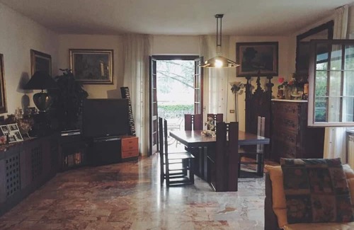 Stiava Casa | Villa Indipendente con Piscina e Posto Auto, nel Verde, a 5 Minuti da Viareggio