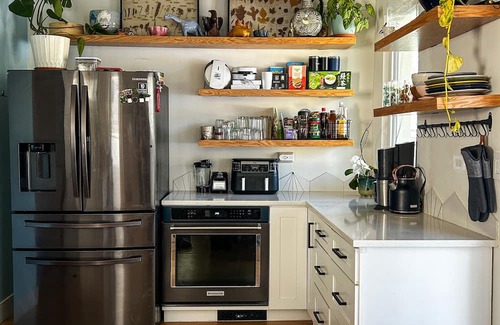 Irving Park Casa | Spacious Family Haven- Working Space and Kid Space