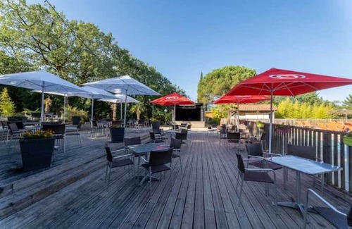 Crayssac Casa | Camping 4 étoiles - Parc aquatique - ccaadgh