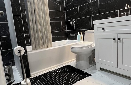 South Philadelphia Casa | Unique/Bright/Luxury Getaway near the stadiums