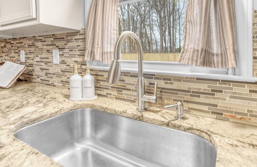 Greensboro Casa | Family Tranquil Retreat - Pool, HotTub, Golf, More