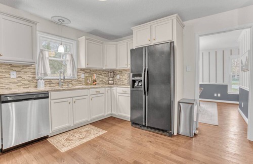 Greensboro Casa | Family Tranquil Retreat - Pool, HotTub, Golf, More