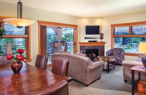 Chelan Complejo | WorldMark Lake House Resort in Lake Chelan - 3bd/2ba Sleeps 8