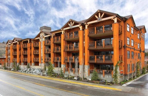 Chelan Complejo | WorldMark Lake House Resort in Lake Chelan - 3bd/2ba Sleeps 8