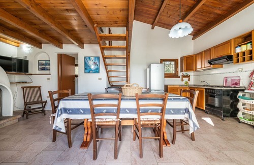 Sant'Antioco Apartamento | Apartment 'Ambra One' with Mountain View, Private Garden & Terrace