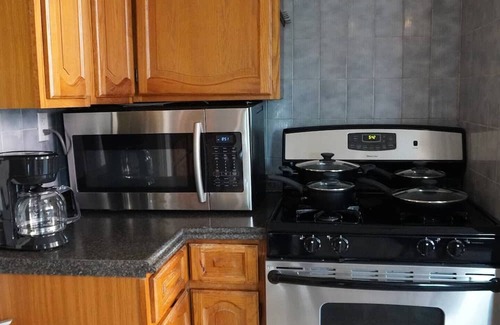 Front Park Apartamento | This apartment is a 2 bedroom(s), 1 bathrooms, located in Buffalo, NY.