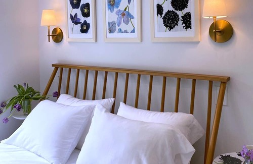 Narrowsburg Casa | Located in Narrowsburg, fenced in yard sleeps 4 & dog friendly!