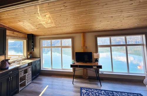 Echo Island Chalet De Esquí | Ozarks Vortex Island Cabin: Your Serene Lakeside Escape