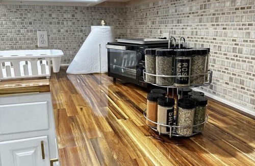 Hattiesburg Casa | Luxurious Midtown Hidden Gem