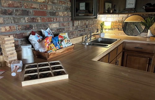 Slocomb Casa | Beautiful large country 3 bedroom home with acreage and ponds.