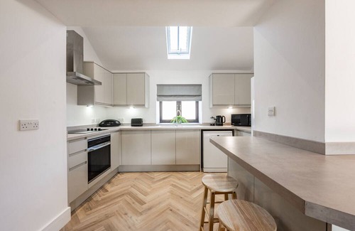 Roughton Cabaña | Fender Cottage -Norfolk Holiday Properties