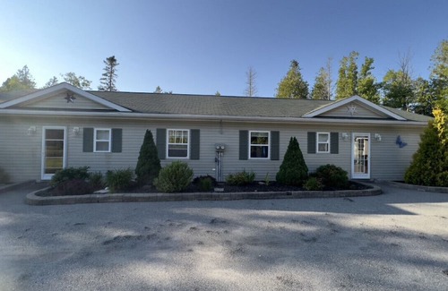 Saint John Casa | Douglas Lake Paradise