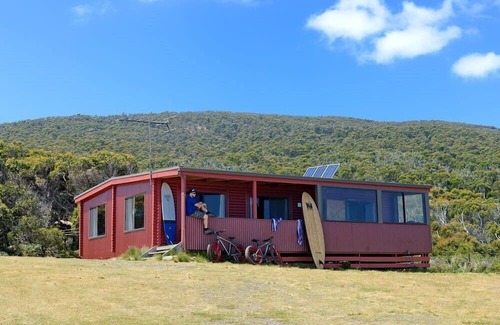 South Bruny Casa | Cloudy Bay Cabin ~ secluded in paradise!