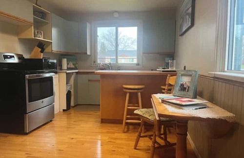 Minnedosa Casa | Spacious Cottage just steps to the River, Heritage Village and Minnedosa Lake!