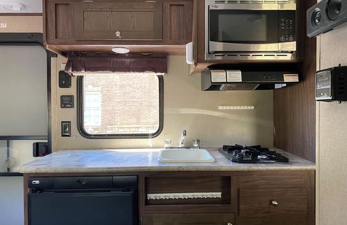 Fortson Alquiler De RV | Lake Harding Lakeside Retreat campground with WiFi, AC in charming Salem Al.