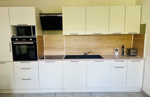 Gallargues-le-Montueux Casa | Large renovated house