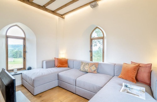 Pen-y-Park Casa | The Moor Tower - Two Bedroom House, Sleeps 4