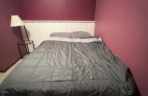 Appleton Casa | Clean two-bed house with garage.