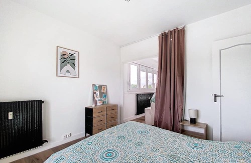 Contrexeville Apartamento | Appartement Charmant Avec Balcon Proche des Thermes