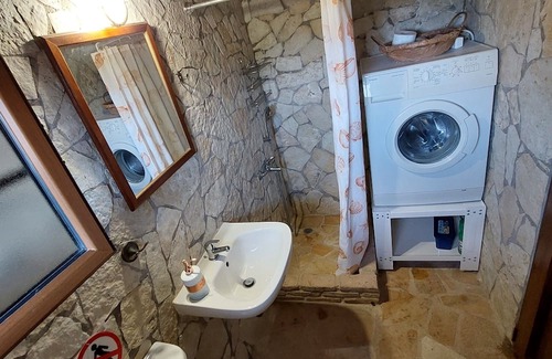 Pylos-Nestoras Casa | A comfortable and quiet guest house with a nice courtyard.