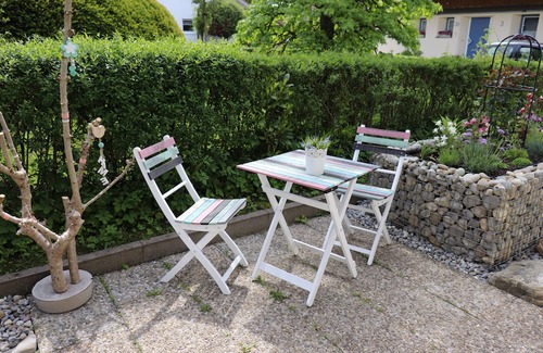 Owingen Apartamento | Charming 60 m² vacation apartment, newly furnished in a quiet location