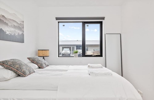 Arborg Apartamento | Private Selfoss Lodge - 2024
