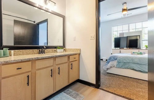 New Pathways Apartamento | NEW Midtown/Downtown Apartment home