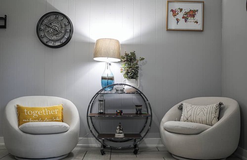 Springfield Apartamento | Charming 1-bedroom apartment with WiFi, AC in lovely Springfield