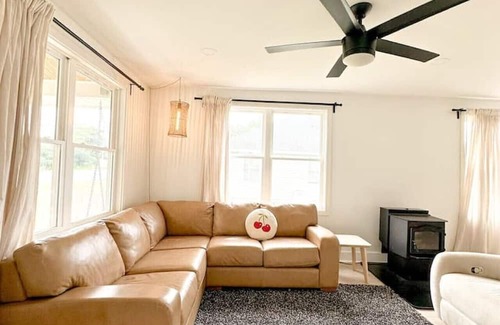 North East Casa | Sweet Little Home Away From Home