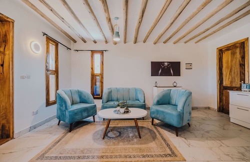 Pwani Mchangani Casa | Bring your Partners to this unique, fun spot book now to avoid regrests