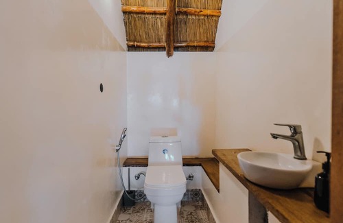 Pwani Mchangani Casa | Bring your Partners to this unique, fun spot book now to avoid regrests