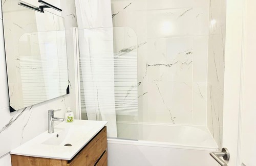 Criquebeuf-sur-Seine Casa | Ferme Cosy et Paisible au Bord de Leure
